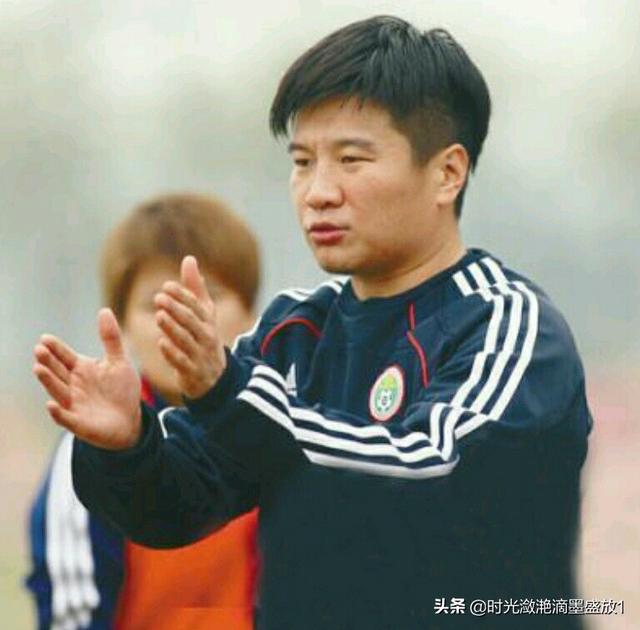 李斯羽身高:国足历史第一射手李金羽去哪儿了？近况如何？