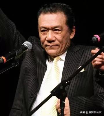 赵本山潘长江互怼:曾经比赵本山、潘长江名气还大的阎淑萍，为啥选择了隐退？