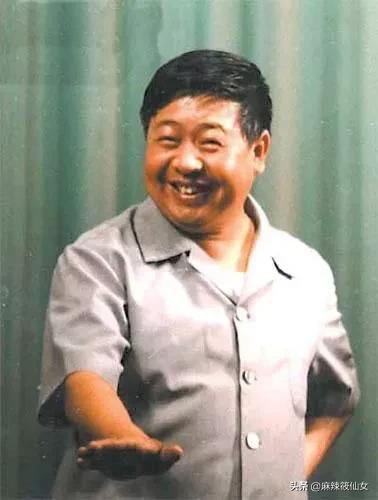 赵本山潘长江互怼:曾经比赵本山、潘长江名气还大的阎淑萍，为啥选择了隐退？