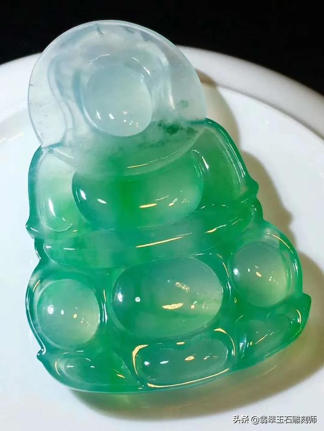 什么品质的玉比较好,请问下面4个玉，哪个最好？