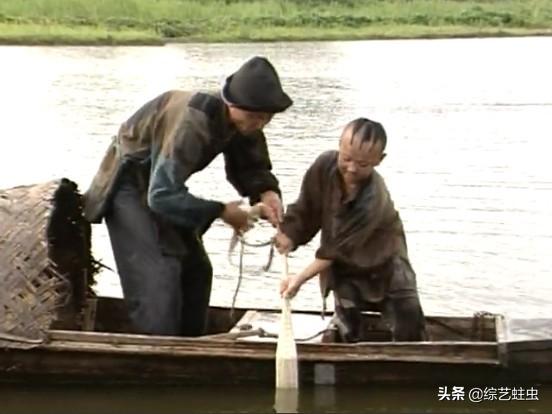 三毛别罴事件:小区免费安装电梯，装好后刷脸，坐一次三毛钱，请问这是什么套路