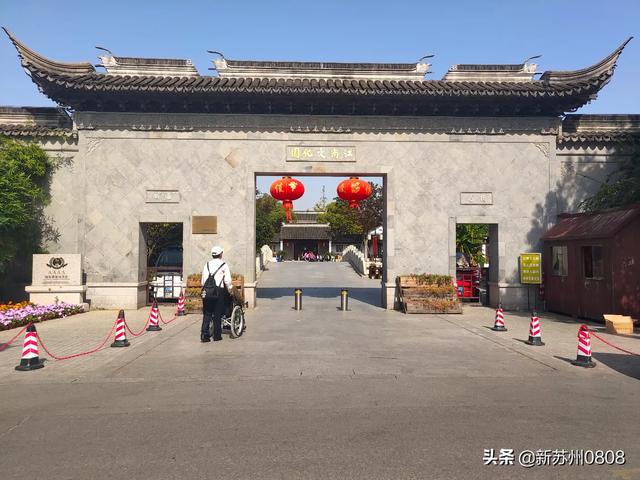 柏寒个人资料:城市郊区周末游，有哪些可以操作的项目吗，请说的详细点，谢谢