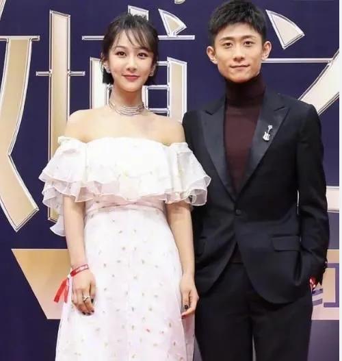 杨紫上节目又懒又敷衍:杨紫张一山童星出道，为什么杨紫越来越红，张一山却糊了？