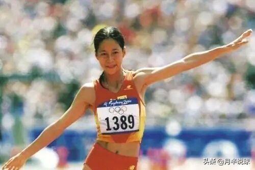 她在汶川地震失去右腿却勇夺残奥冠军，奥运冠军王丽萍当年发生了什么事情为什么夺冠都没人为她鼓掌