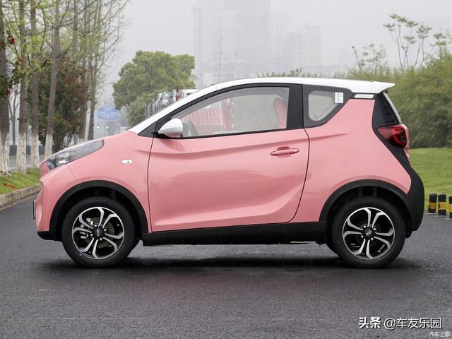 上海小e电动汽车，和宝骏e100差不多的车有哪些可燃油可电动！最主要小巧玲珑