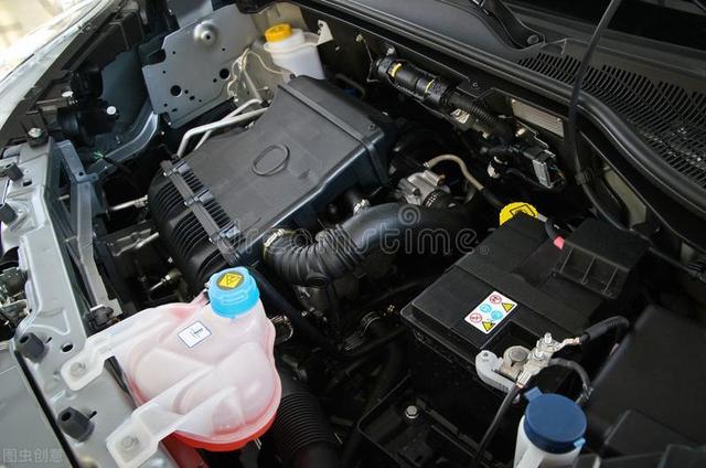 同一辆车，分别加200元的92号汽油和200元的95号汽油，哪种汽油跑的公里数多？插图27