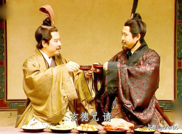 暇步士狗:今年16岁，单身，每天都经常想着男女之事，如何转移注意力？