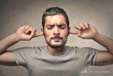 控制情绪的句子简单:怎么才能控制情绪好好说话？(能很好控制自己的情绪)