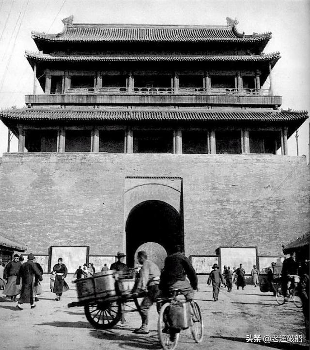 北京城的龙脉布局，明清北京城为什么是九个城门有什么说法