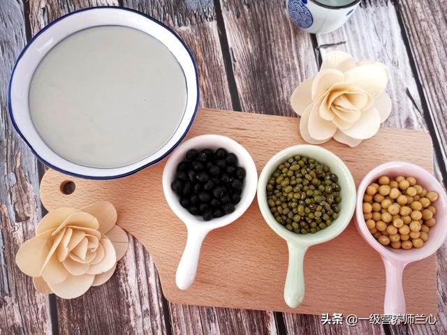 红豆、绿豆、黑豆、花生、莲子、薏仁米放在一起吃，可以吗？插图5