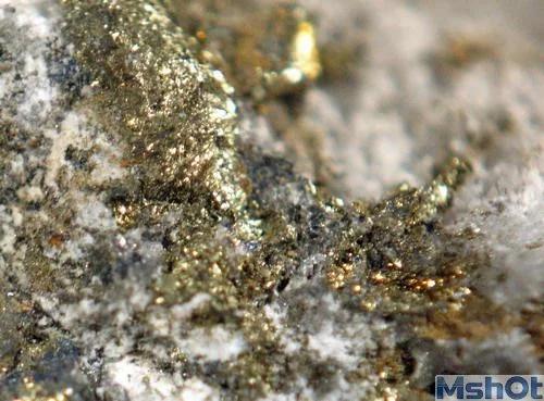 精金矿石哪里多?TBC宝石选矿，一般一组精金矿石能选出说明？