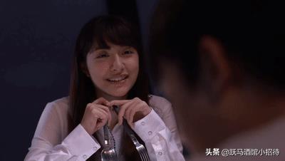泰剧小女孩:最近在剧荒，有什么适合女生看的，不是今年上的电视剧可推荐吗？