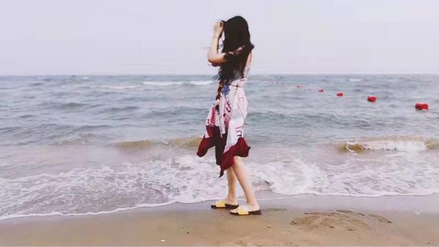 宠物刺猬衣服图片大全:为什么在农村到了夏季经常可以看到刺猬，别的时候都在做什么呢？ 成年迷你刺猬图片