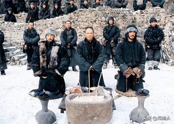 空镜子剧情:杨亚洲导演的电视剧哪部比较好看？