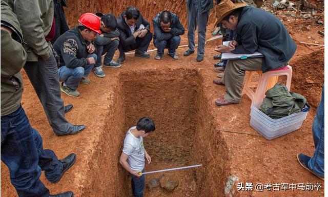 大型古墓发掘纪录片，因为技术的原因，定陵的发掘痛失了哪些珍贵文物