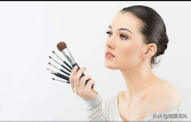 特别邋遢的女人图片,你见过比男生更邋遢的女生吗？