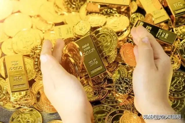 金价8月大起大落？，谁能告诉我，都这么恐慌了，黄金价格为啥还跌