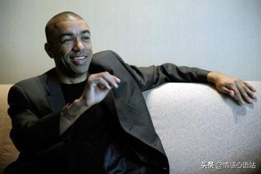 赵胤胤儿子:奥巴马的弟弟，娶了中国妻子，如今怎么样？