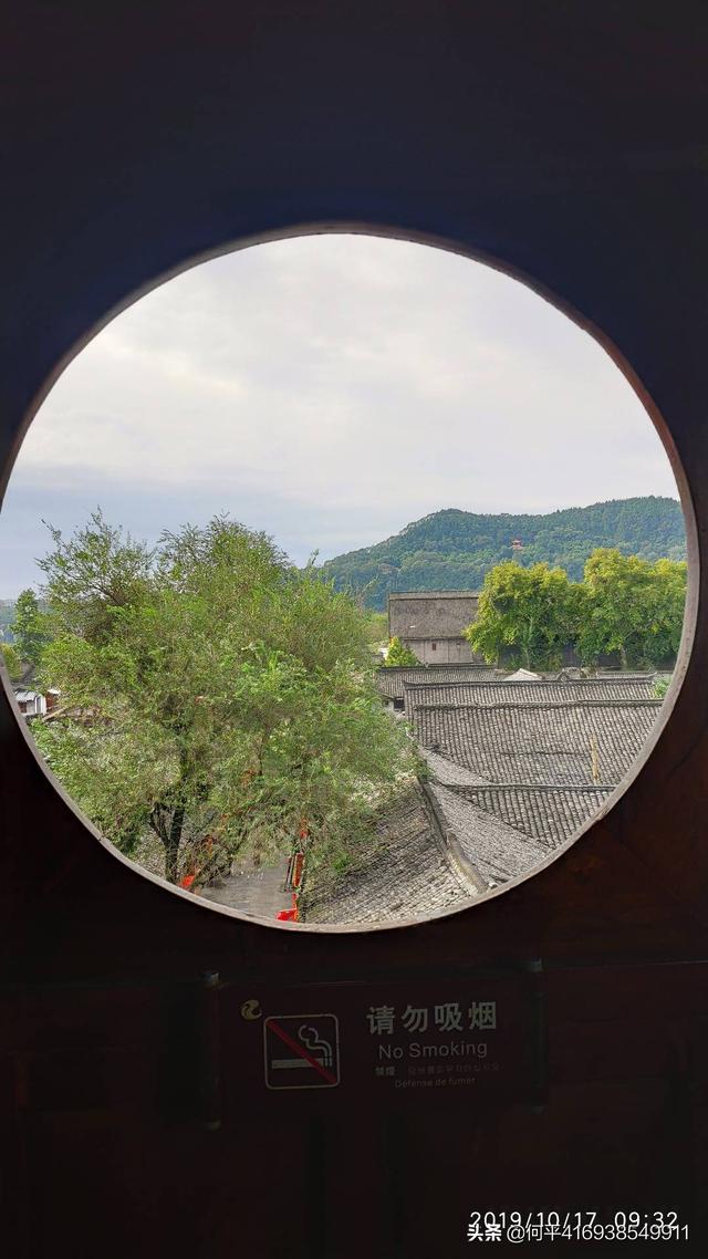 蓝脚鲣鸟一家原图:晒一张你认为最满意的照片，说说你从构思到拍摄的过程，怎么样？