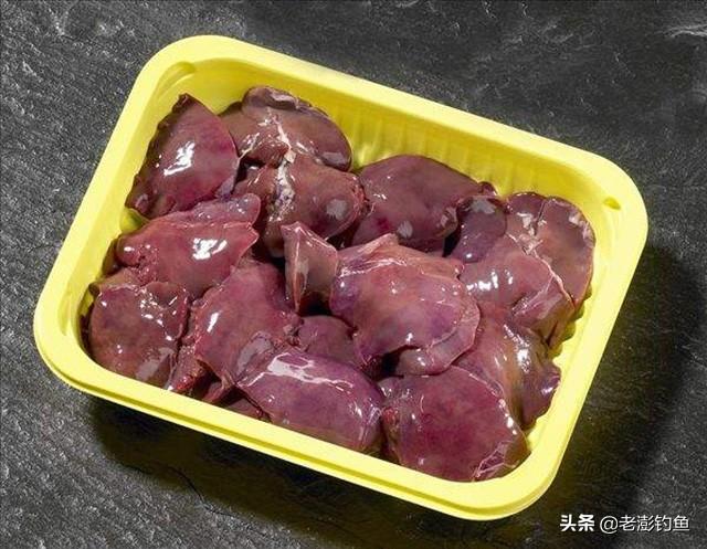 鸡肝猪肝钓胡子鱼视频:鸡肝泥鳅钓鲶鱼视频 钓鱼是蚯蚓好还是鸡肝好？为何？