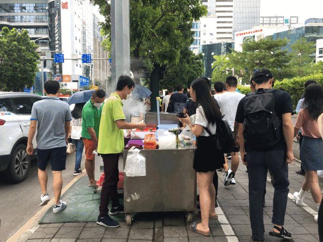 深圳海世界酒店灵异事件:你们住宾馆遇到的可怕或者奇葩的经历都有什么？