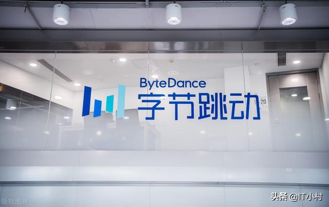 月入九万的狗模模:又是疫情，在家做什么可以月入十万？ 男装犬模真实收入