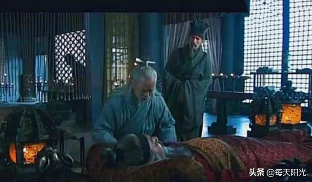 真实历史上，曹操为什么要杀神医华佗？