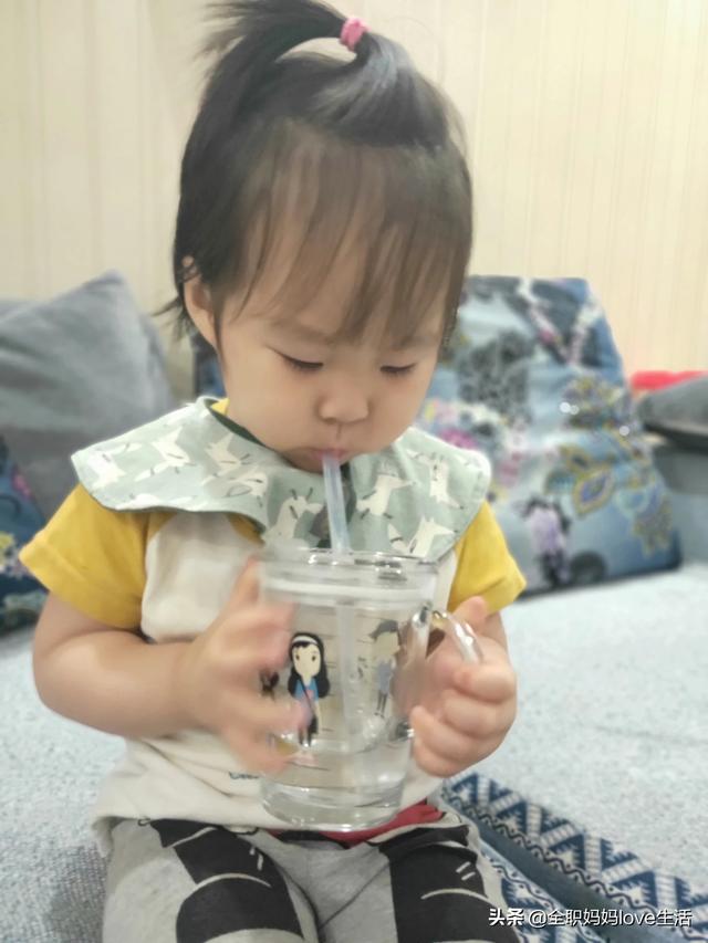 儿童水杯哪个牌子的好用啊？网上太多了,一个一个去挑太麻烦了,还是求推荐比较快~？