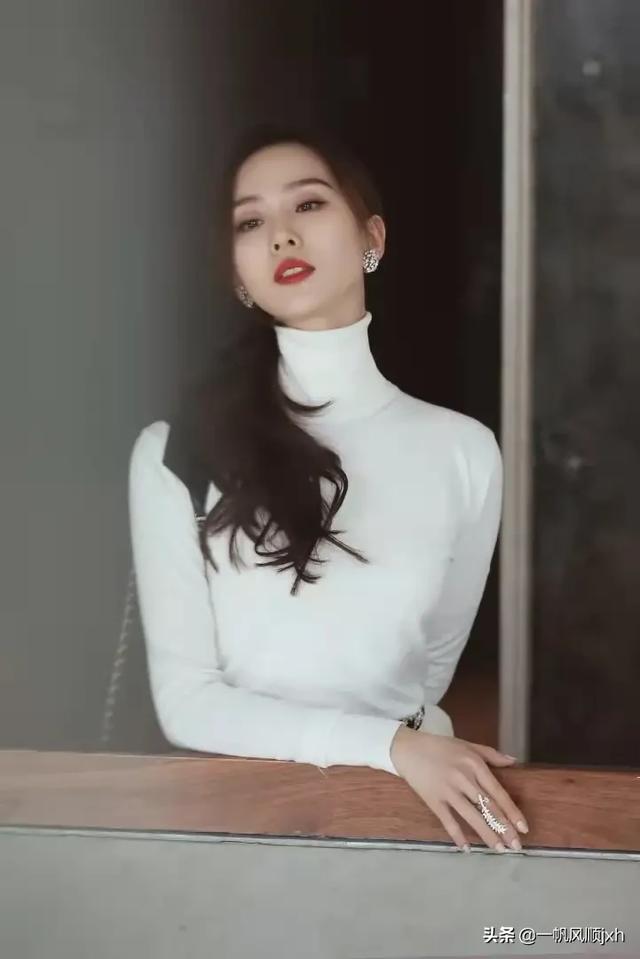 杨幂送陈伟霆面具:杨颖、杨幂、杨紫，你更喜欢谁的演技？