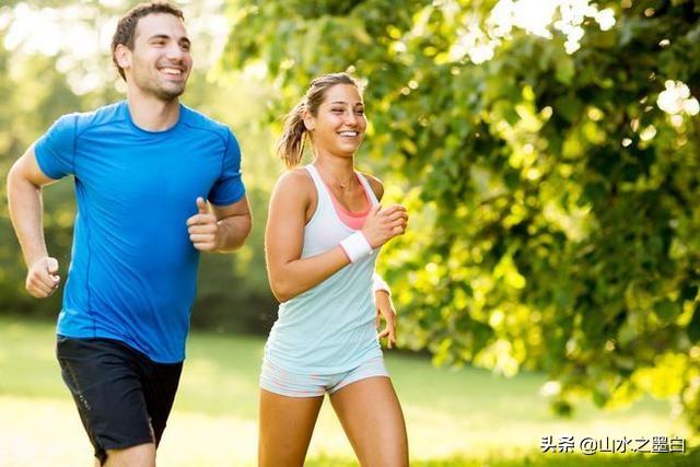 跑步配速多少正常，每天跑5公里，配速很慢，大概在7-8分钟，能锻炼身体吗