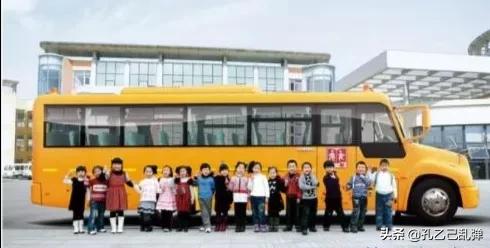 新能源校车19座多少钱，青州加长版“大鼻子”校车来了！你见过吗