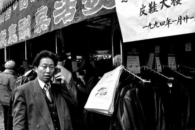 世界上第一个手机是怎么诞生的？谁是第一个用手机的人？