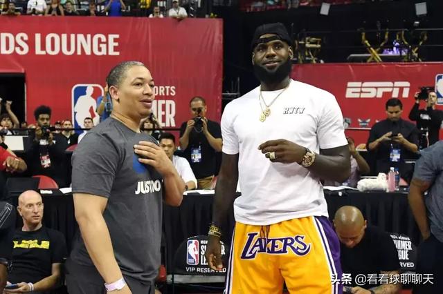 柴静苏群:苏群爆料周琦引NBA注意遭到澳洲篮球专家怒斥！您怎么看