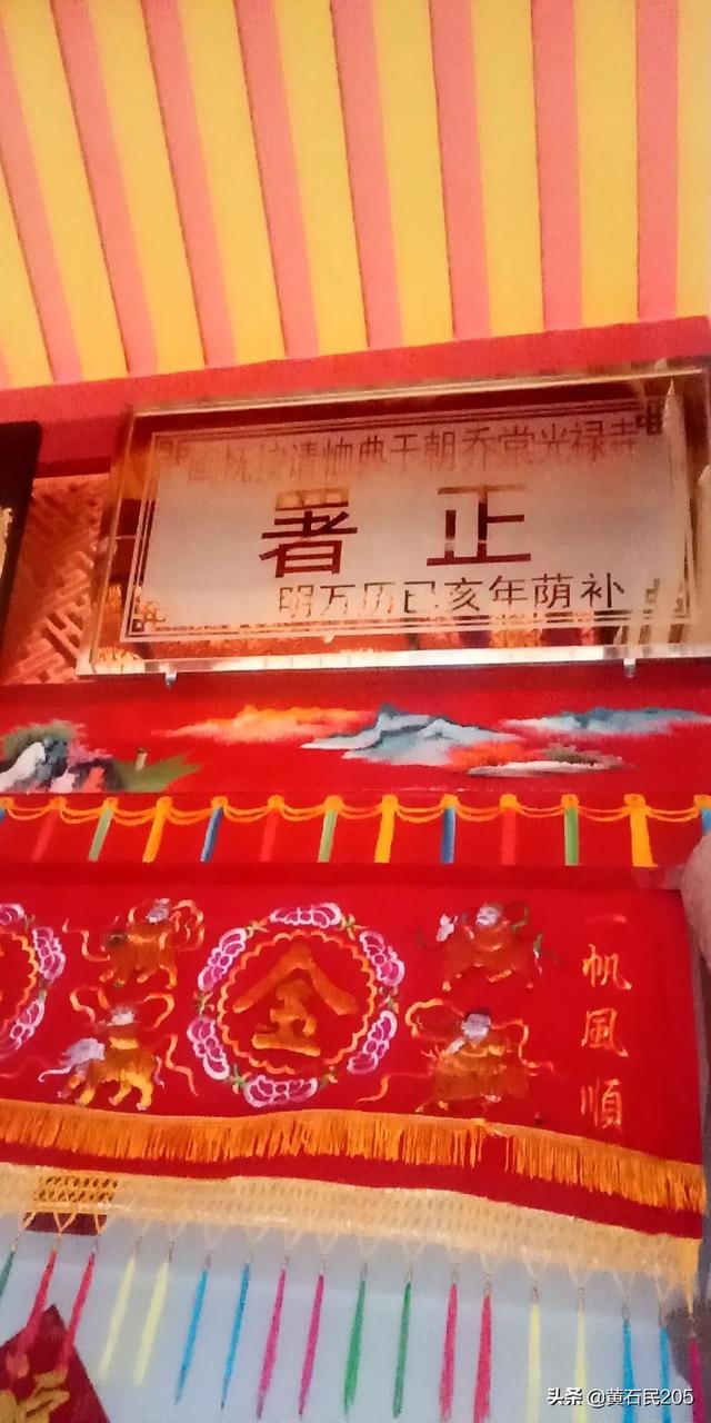 一字千金的典故:吕不韦“一字千金”的典故中，“千金”就是千两黄金吗？