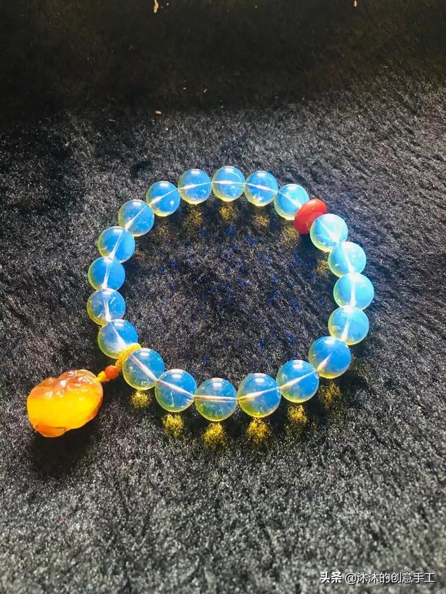 蜜蜡吊坠,克价40的蜜蜡吊坠是真品吗？