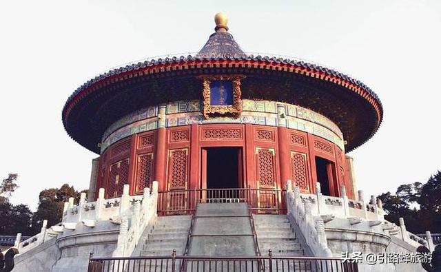 北京适合老人游玩的地方:北京哪些地方适合中老年人游玩？(北京哪里适合老人游玩)