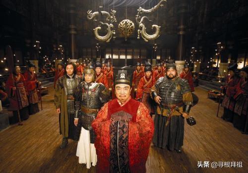 赵氏孤儿案:《赵氏孤儿案》屠岸贾是为哪位国君背锅？