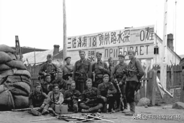 二战末期，为何美国在广岛长崎投原子弹，而不是在东京呢