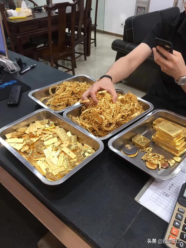 香港谢瑞麟:去香港哪里买黄金首饰好？
