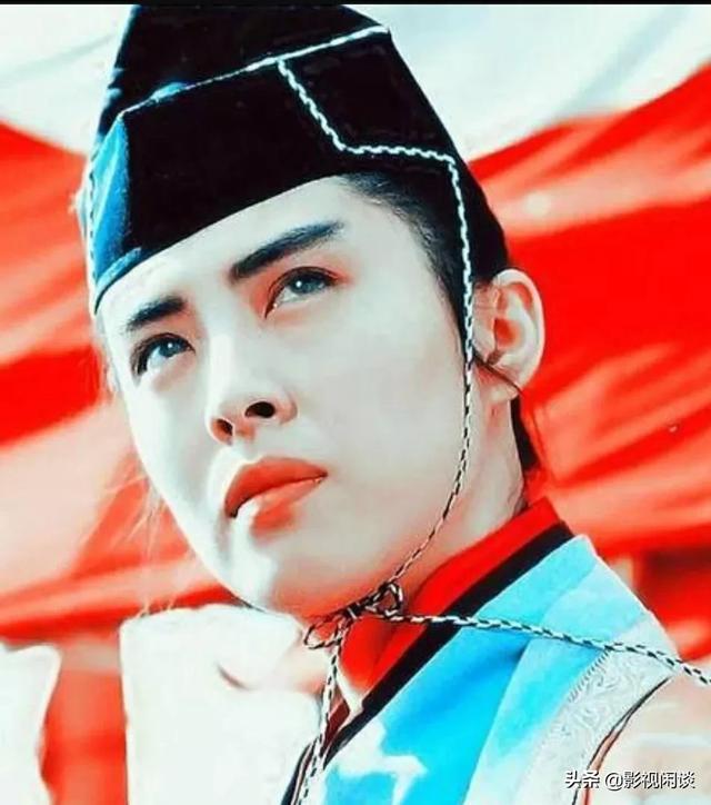 东方不败到底是男是女？