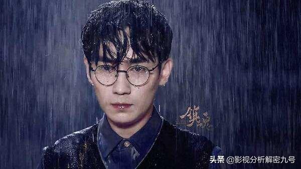 张瑶老公:您认为《新世界》里的铁林是精明，还是坏呢