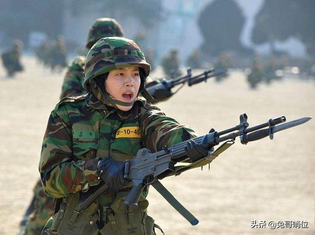 韩国兵役:韩国男生服兵役，女友怎么办？
