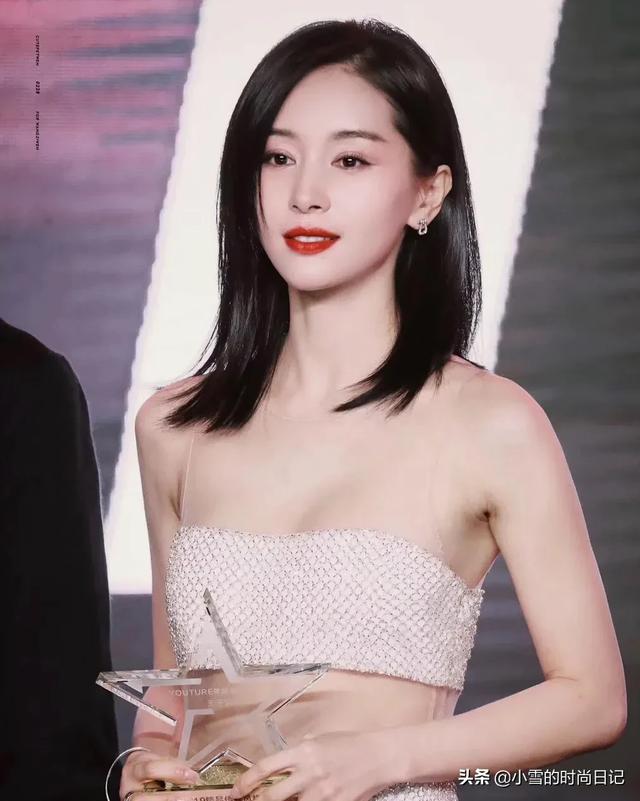 女生头发多又硬且蓬松,适合什么发型？还有眉毛也黑浓粗硬,怎么办？