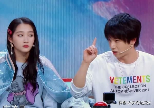 李沁挽张若昀:关晓彤在王牌里对花花是否比较冷淡