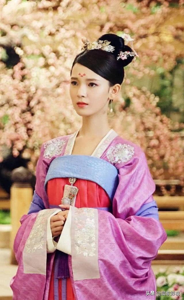 无心法师3几点播:《无心法师》第三部有多少人在看，觉得如何大概都在哪个年龄段呢