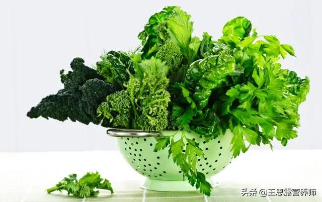 这些蔬菜补钙效果不比牛奶差，吃生菜对人身体有什么益处