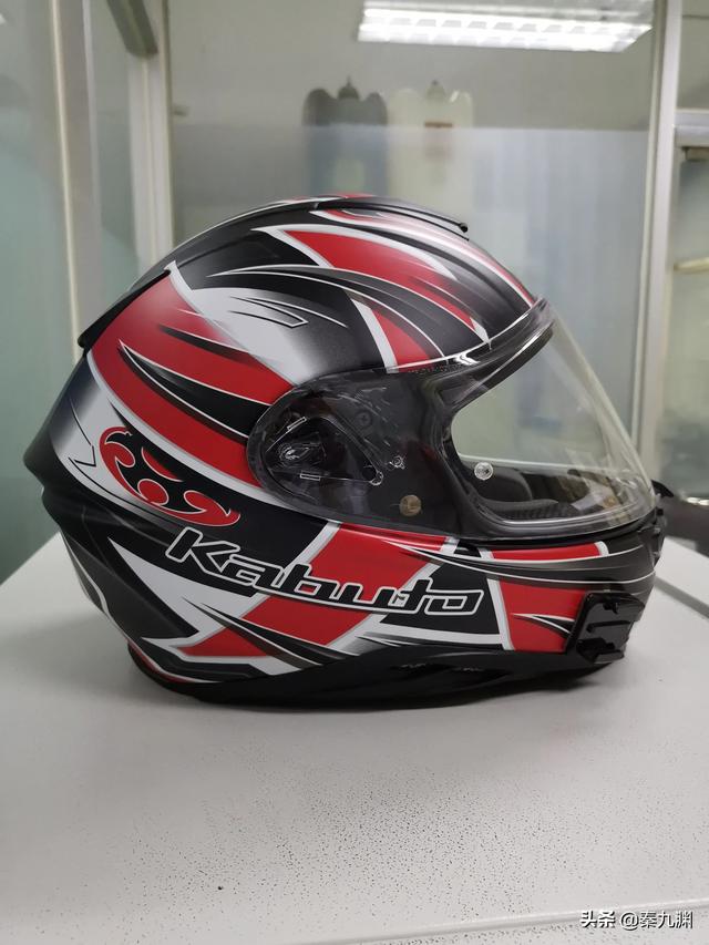 头条问答 - 为什么有的人骑摩托车不喜欢戴头盔?(21个回答)