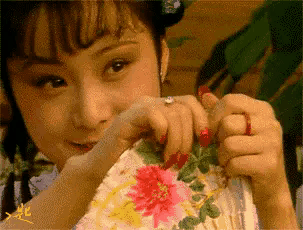 李倩妮是谁的千金:《红楼梦》里晴雯为何要撕扇子？