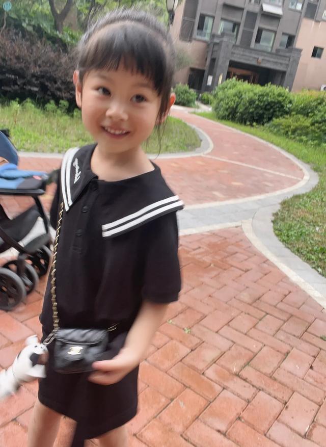 幼儿时期甲状腺机能低下可导致:新生儿甲状腺低下有什么表现？宝宝，现在20天了？