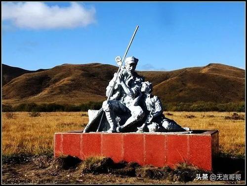 杨向明:《金色的鱼钩》中的老班长叫什么名字